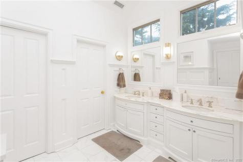 6 Searles Road Darien CT 06820