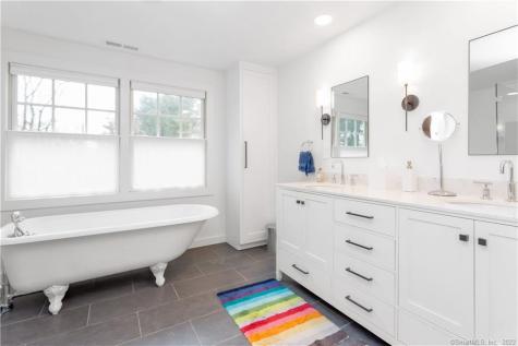 6 Searles Road Darien CT 06820