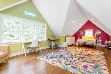 6 Searles Road Darien CT 06820