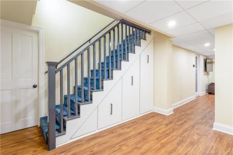 6 Searles Road Darien CT 06820