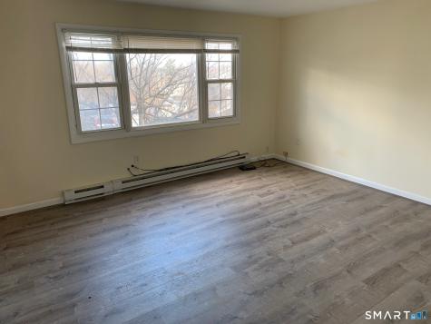 12 Irving Place Danbury CT 06810