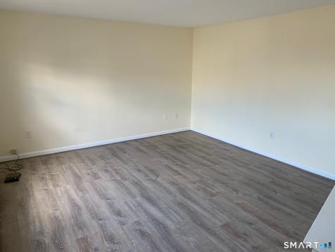 12 Irving Place Danbury CT 06810
