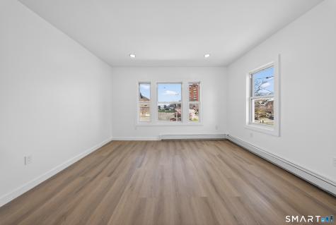 259 Laurel Avenue Bridgeport CT 06605
