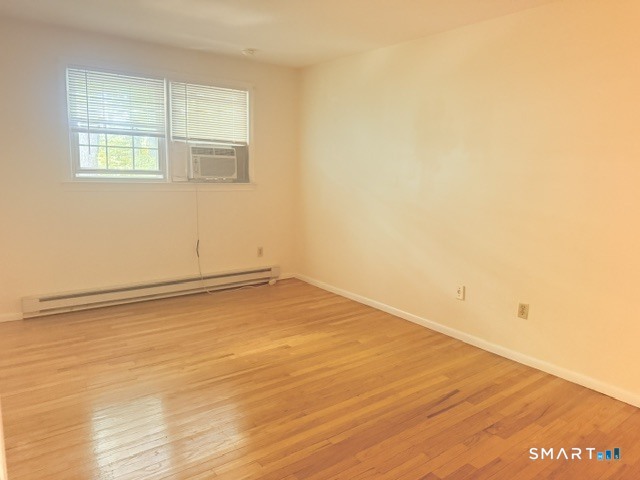453 Robin Court Cheshire CT 06410