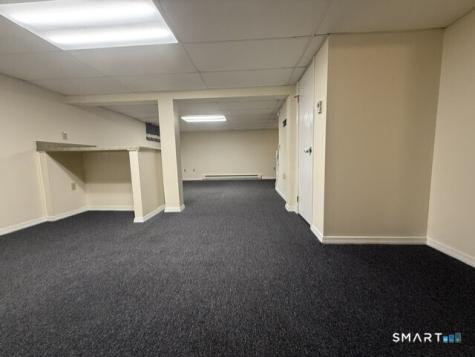 453 Robin Court Cheshire CT 06410
