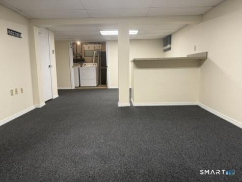 453 Robin Court Cheshire CT 06410