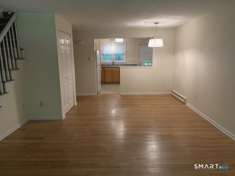 453 Robin Court Cheshire CT 06410
