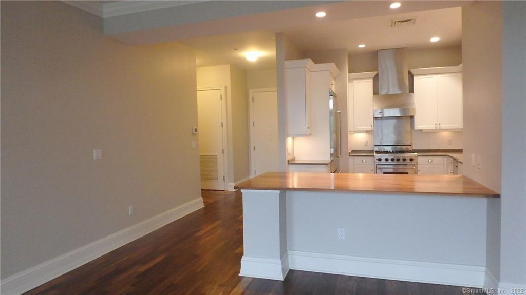 75 Stone Ridge Way Fairfield CT 06824