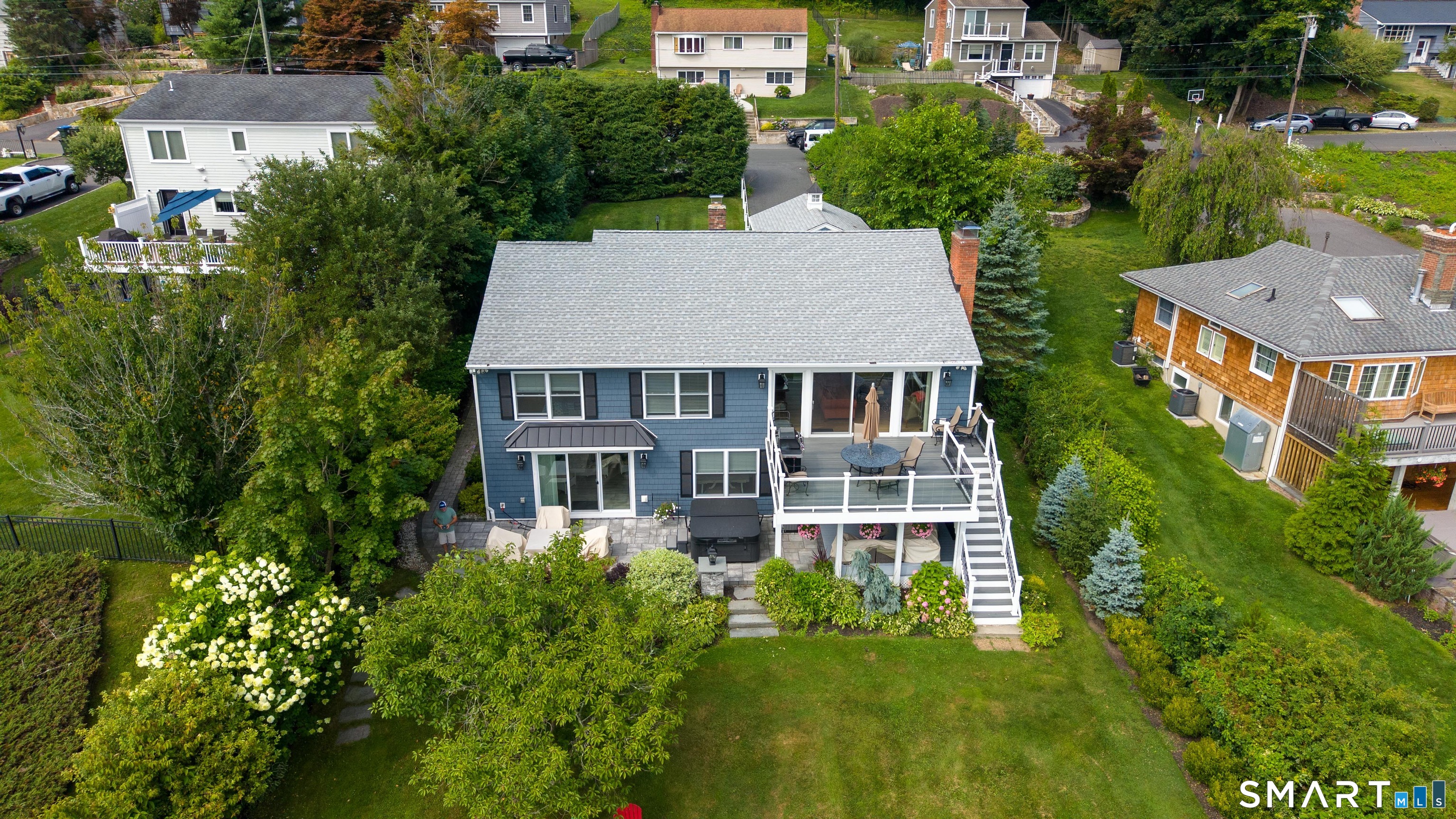 68 North Lake Shore Drive Brookfield CT 06804