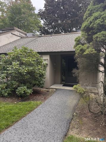 41 Crocus Lane Avon CT 06001