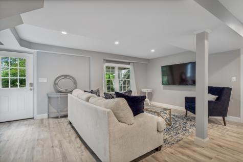 67 Pond Place Greenwich CT 06807