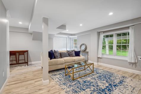 67 Pond Place Greenwich CT 06807