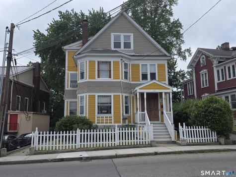 16 Tilley Street New London CT 06320