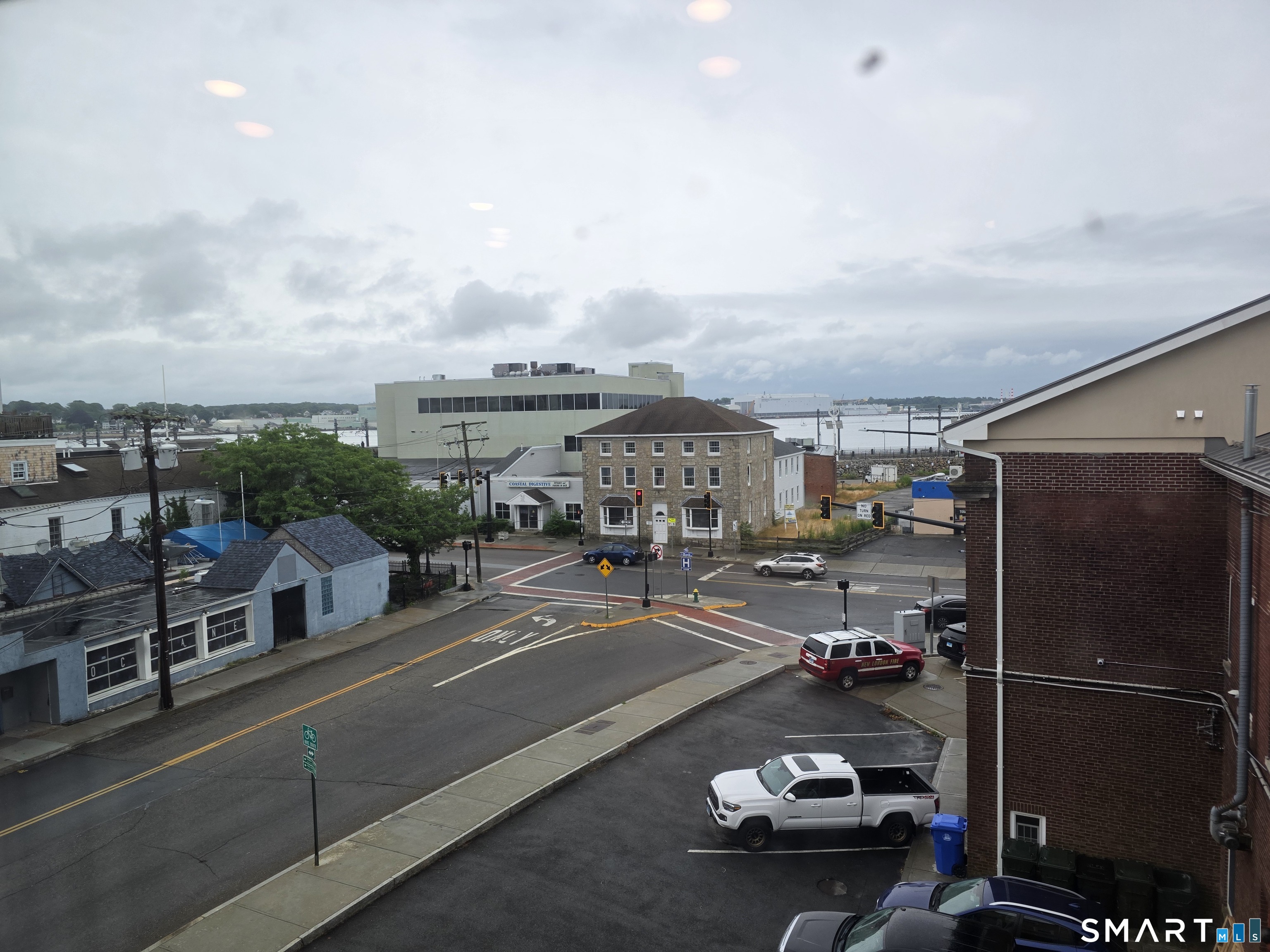 16 Tilley Street New London CT 06320