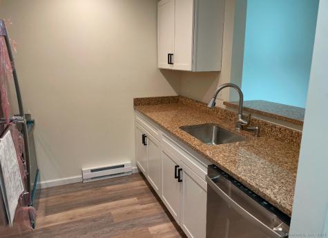 8 Rose Lane Danbury CT 06811