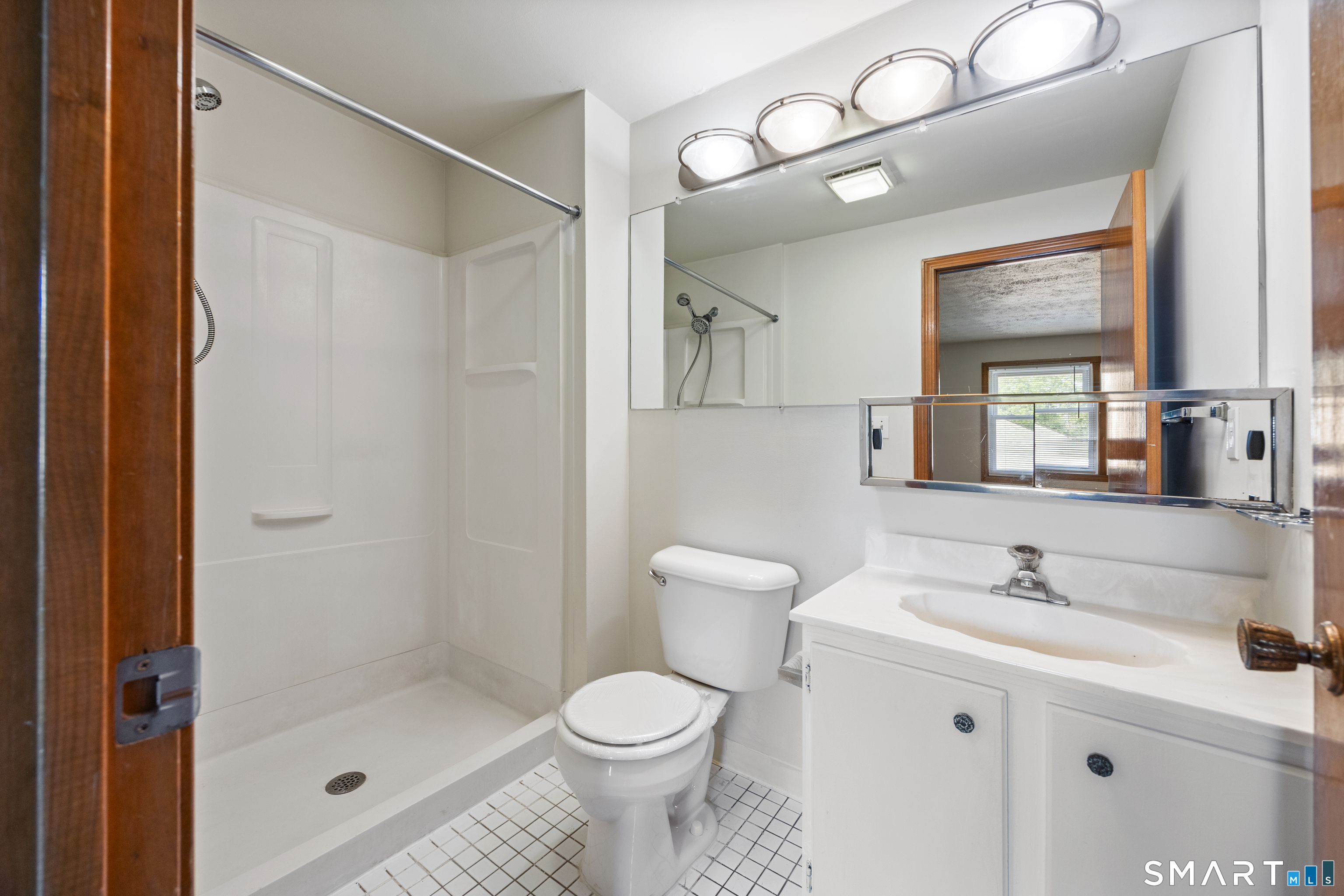 64 Nutmeg Drive Meriden CT 06450