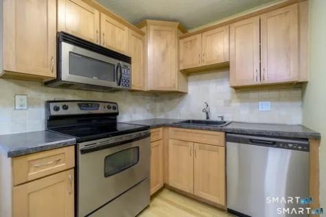 637 Cove Road Stamford CT 06902