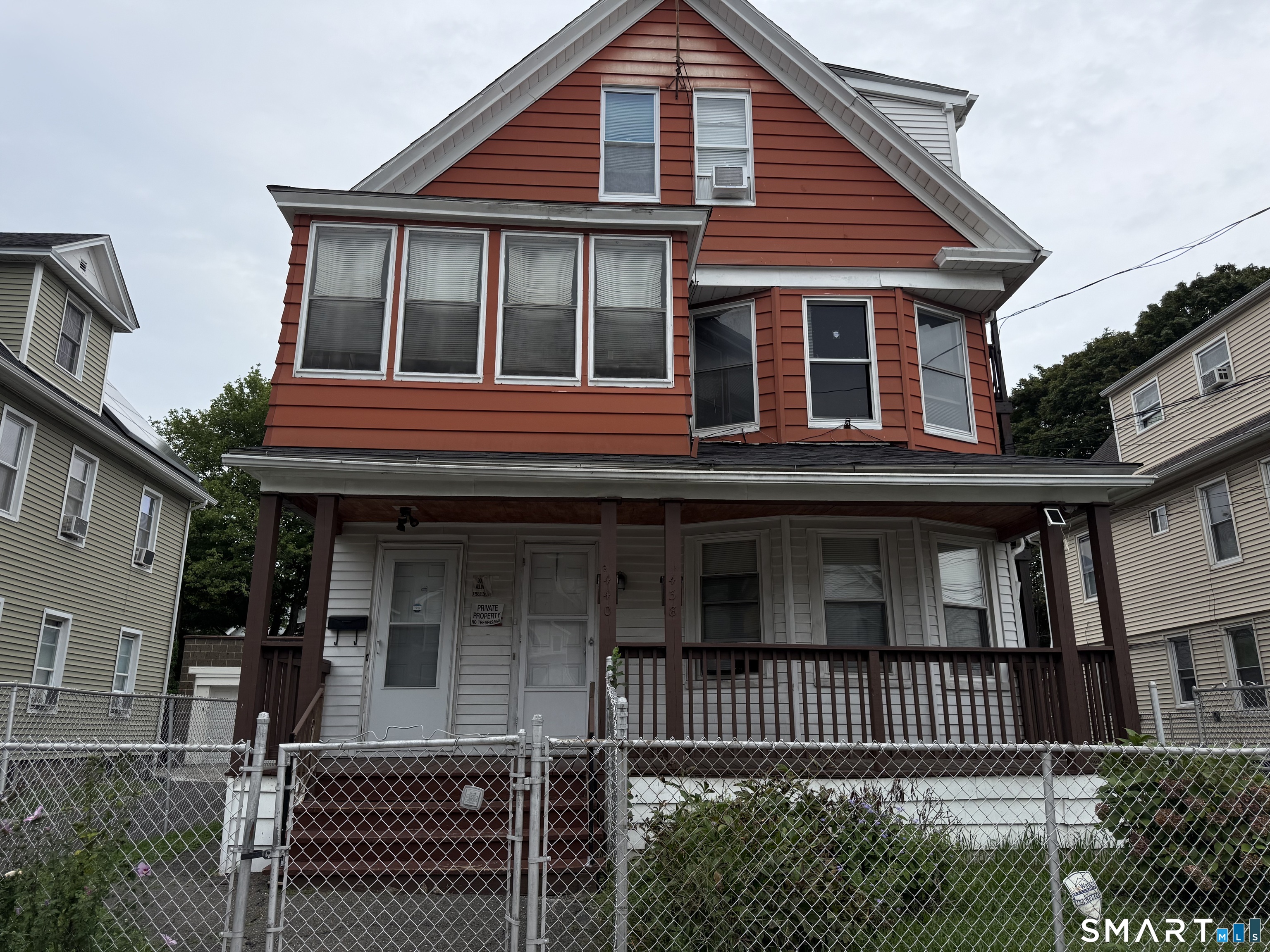 Bridgeport CT, 438 Hollister Avenue, Unit 1st floor