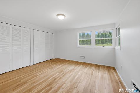5 Lilac Lane Brookfield CT 06804