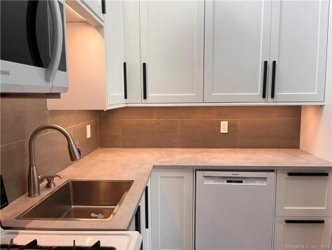 60 Olcott Way Ridgefield CT 06877