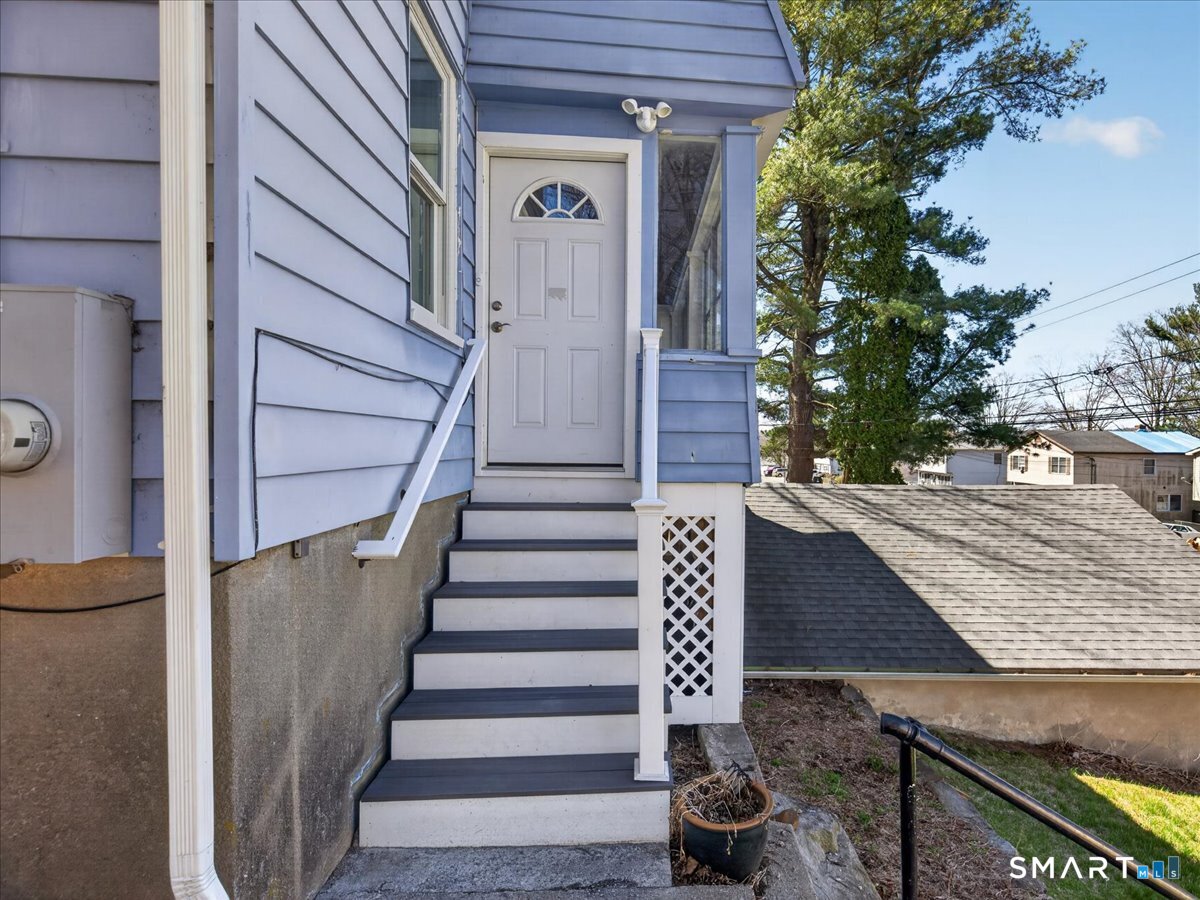 91 Jewett Street Ansonia CT 06401