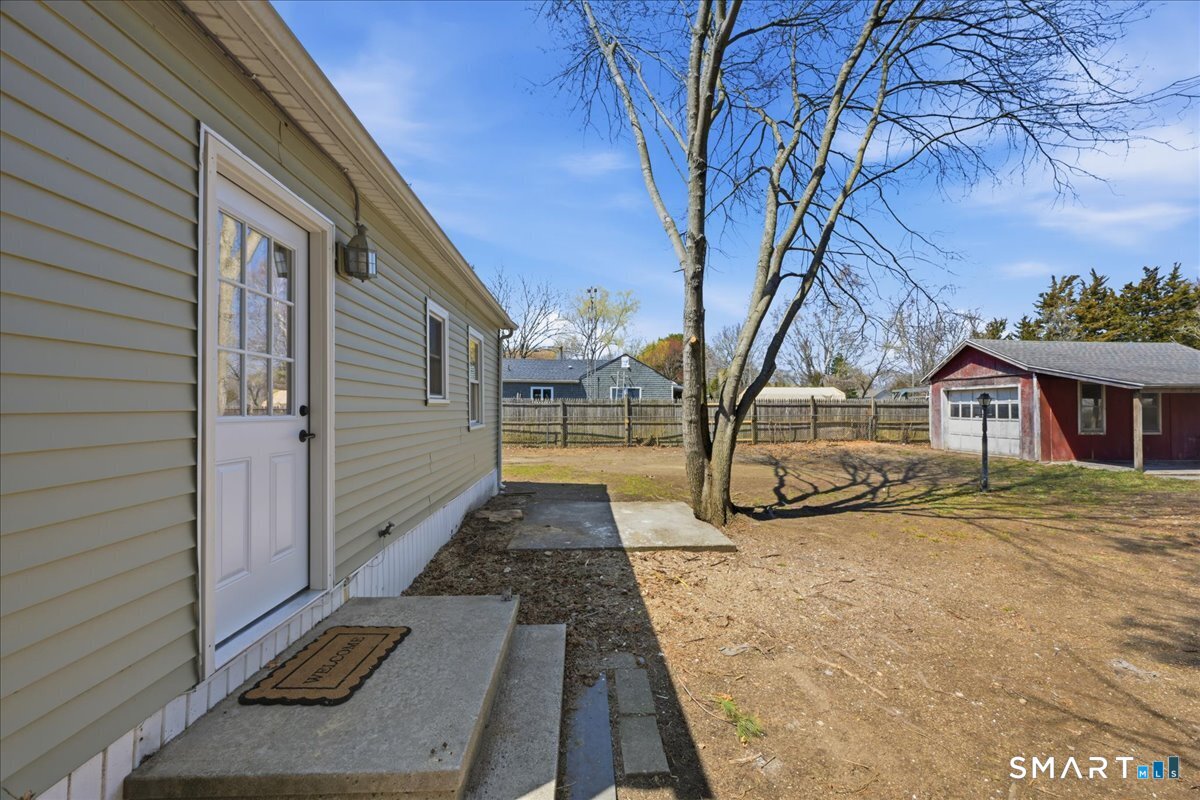 106 Midway Oval Groton CT 06340
