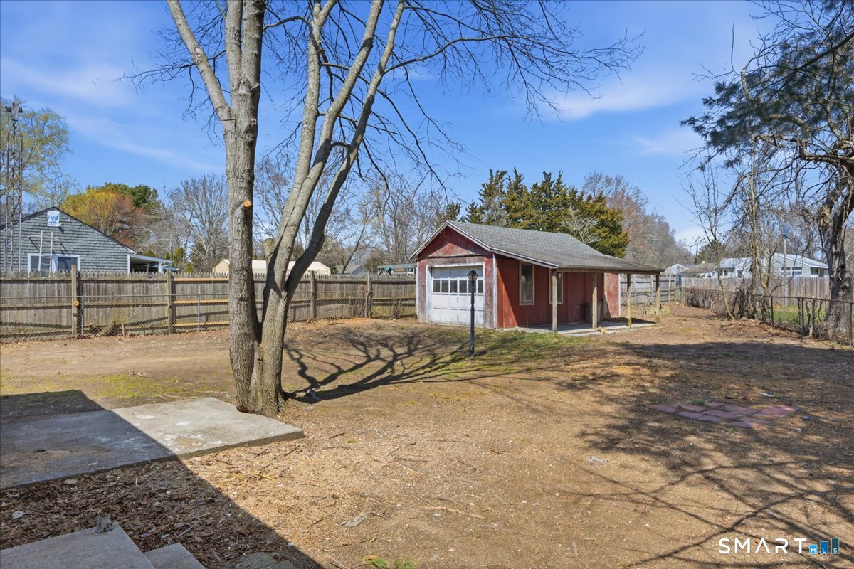 106 Midway Oval Groton CT 06340