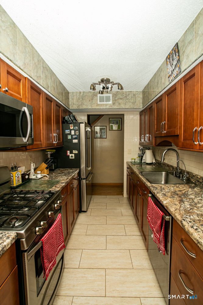 5 Talcott Forest Road Farmington CT 06032