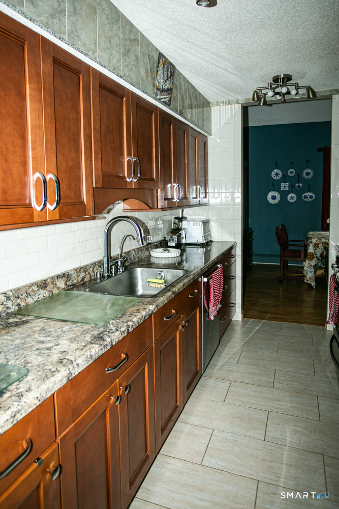 5 Talcott Forest Road Farmington CT 06032