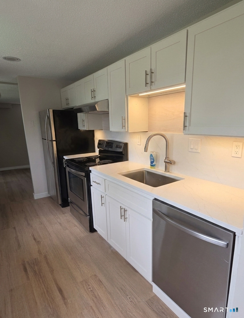 8 Sherman Street Norwich CT 06360