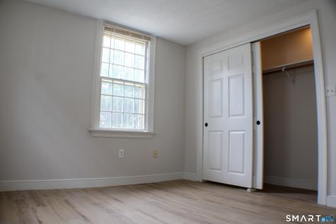 8 Sherman Street Norwich CT 06360