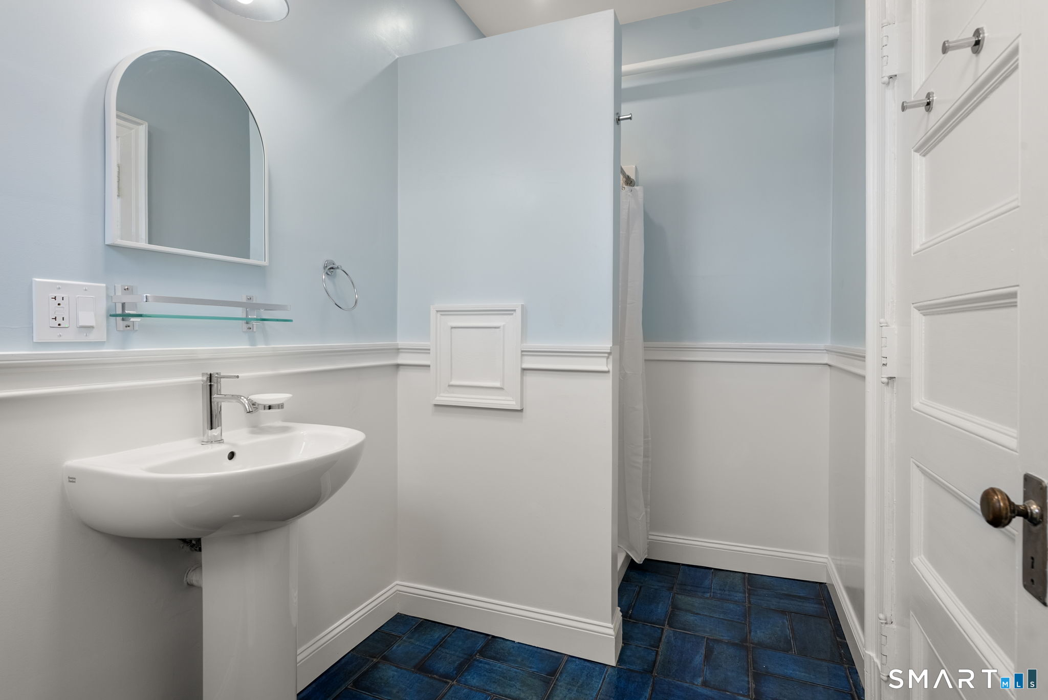 360 Farmington Avenue Hartford CT 06105