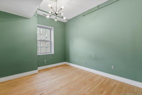 196 Crown Street New Haven CT 06511