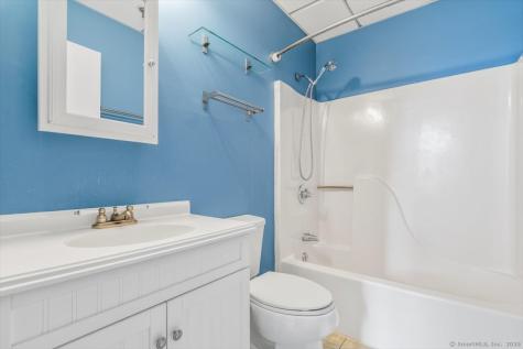 196 Crown Street New Haven CT 06511