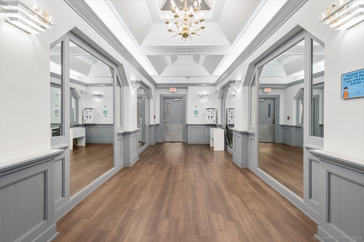 196 Crown Street New Haven CT 06511