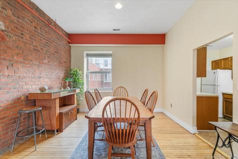 196 Crown Street New Haven CT 06511