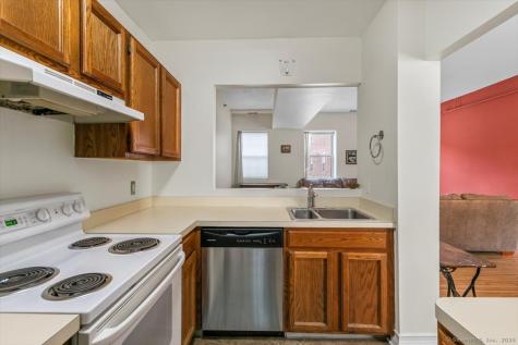 196 Crown Street New Haven CT 06511