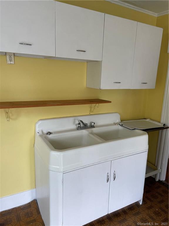 33 West Main Street Sharon CT 06069
