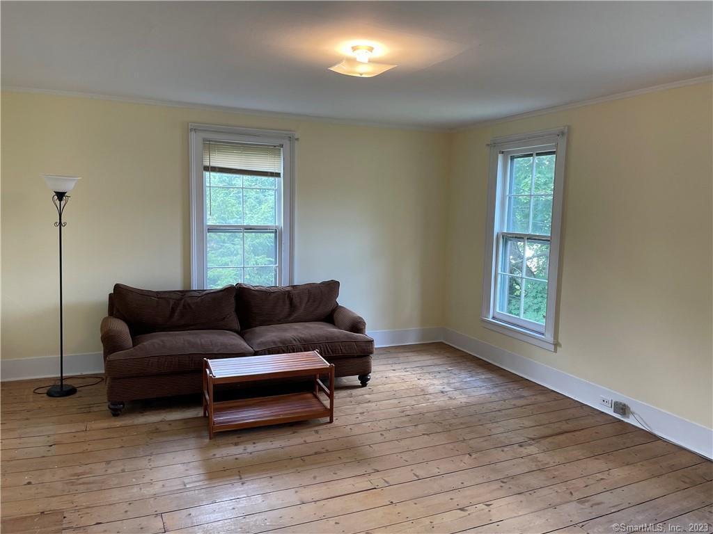 33 West Main Street Sharon CT 06069
