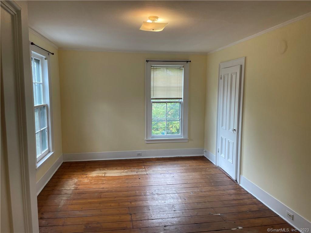 33 West Main Street Sharon CT 06069