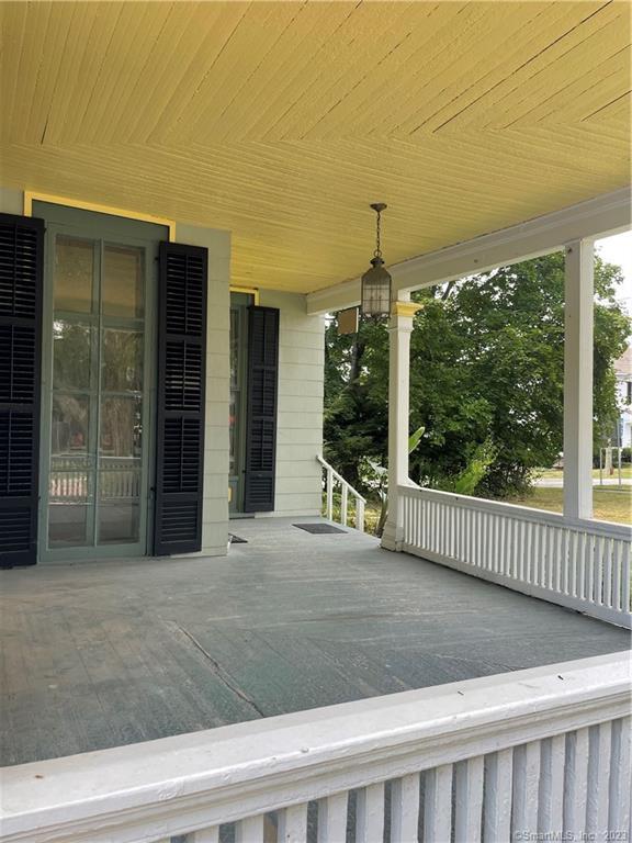 33 West Main Street Sharon CT 06069