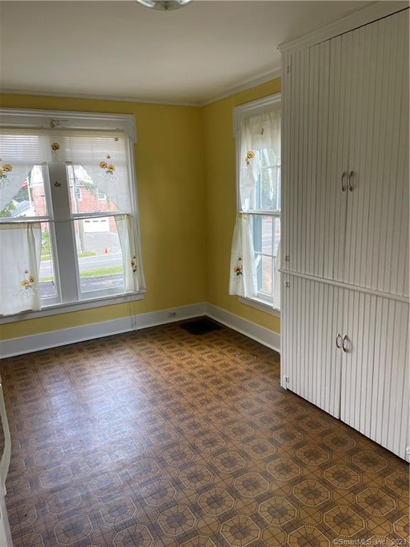 33 West Main Street Sharon CT 06069