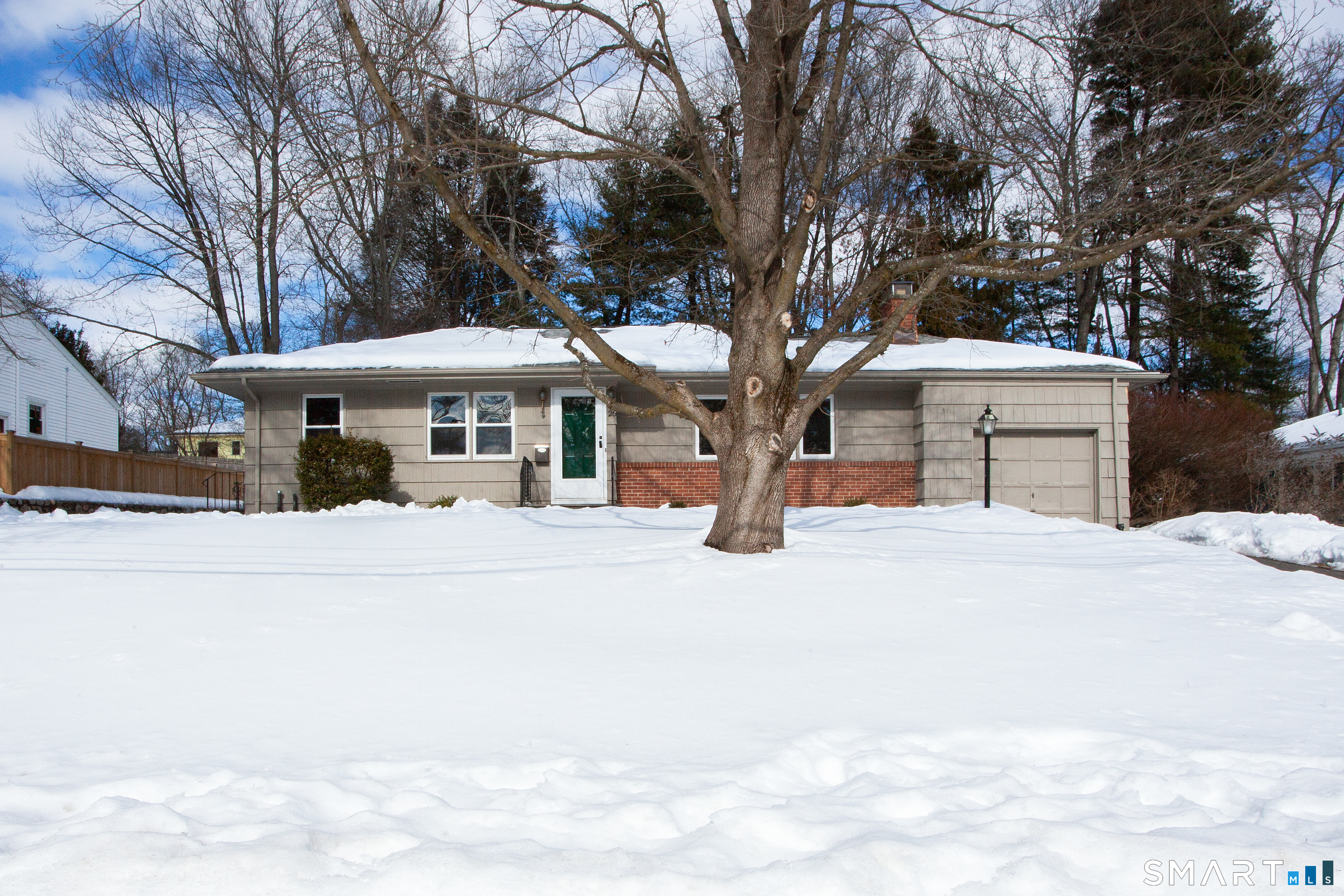 26 East Maxwell Drive West Hartford CT 06107