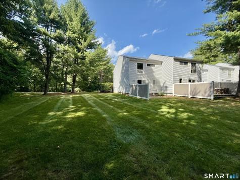 562 Oak Avenue Cheshire CT 06410