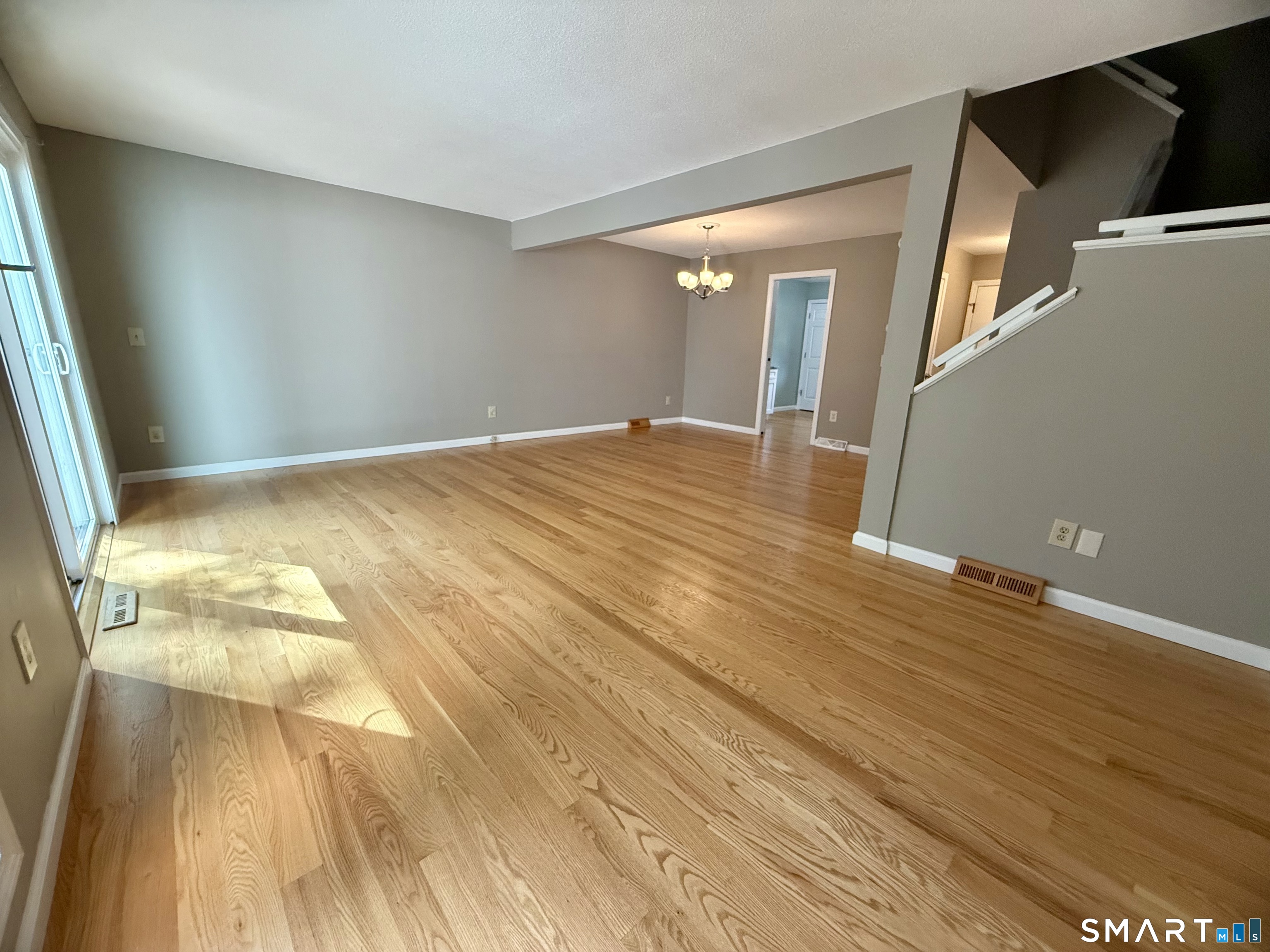 562 Oak Avenue Cheshire CT 06410