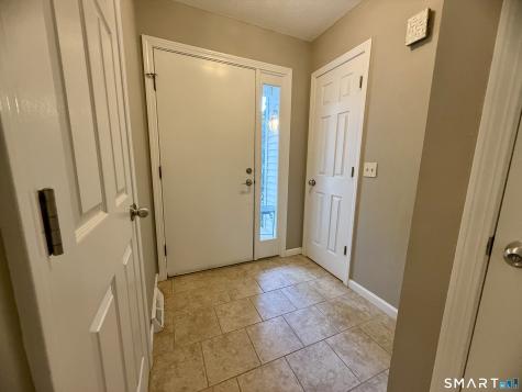 562 Oak Avenue Cheshire CT 06410