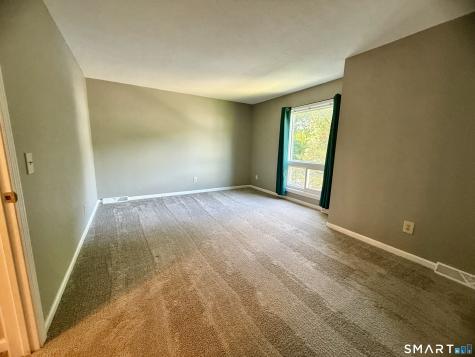 562 Oak Avenue Cheshire CT 06410