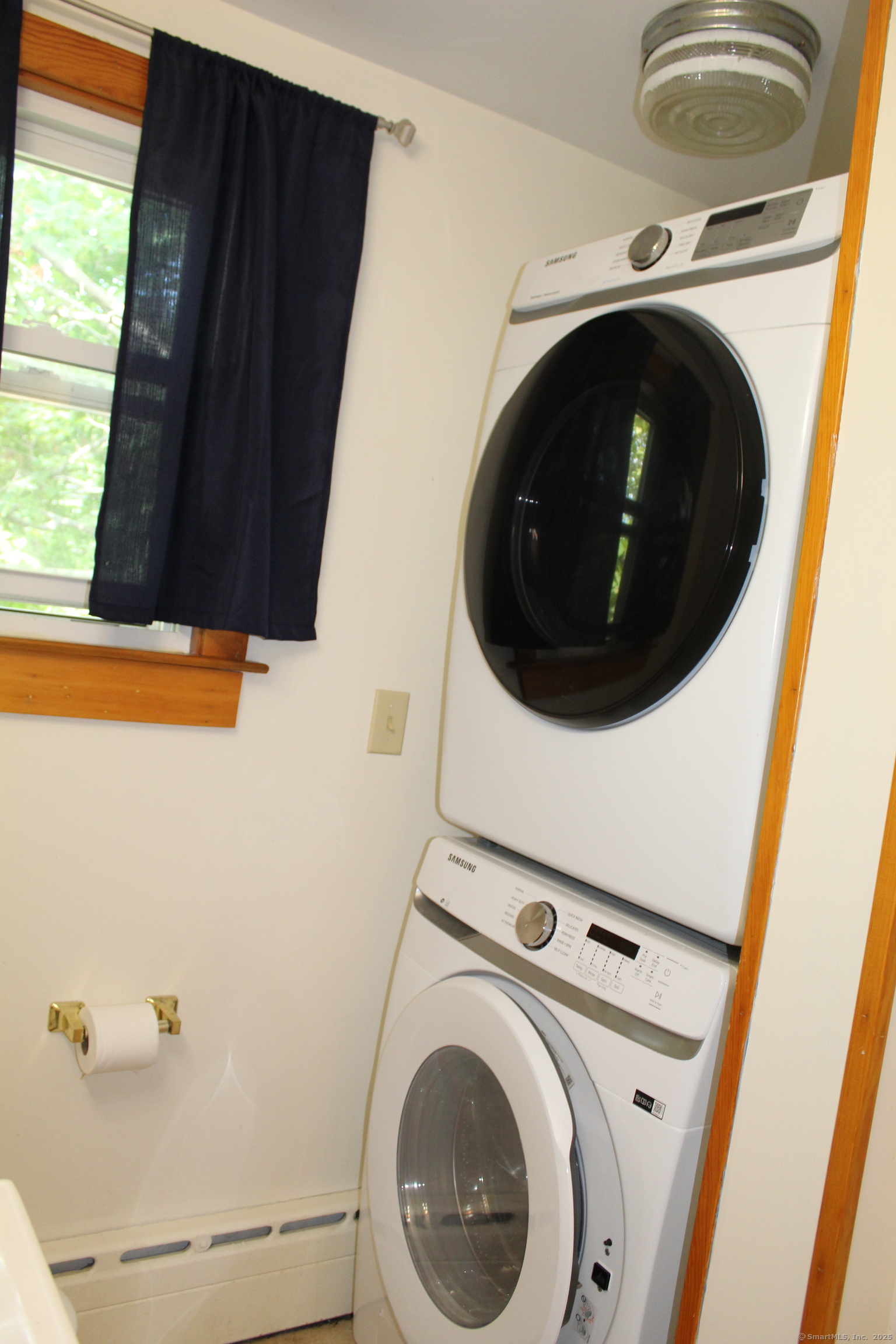 126 Chestnut Street Branford CT 06405