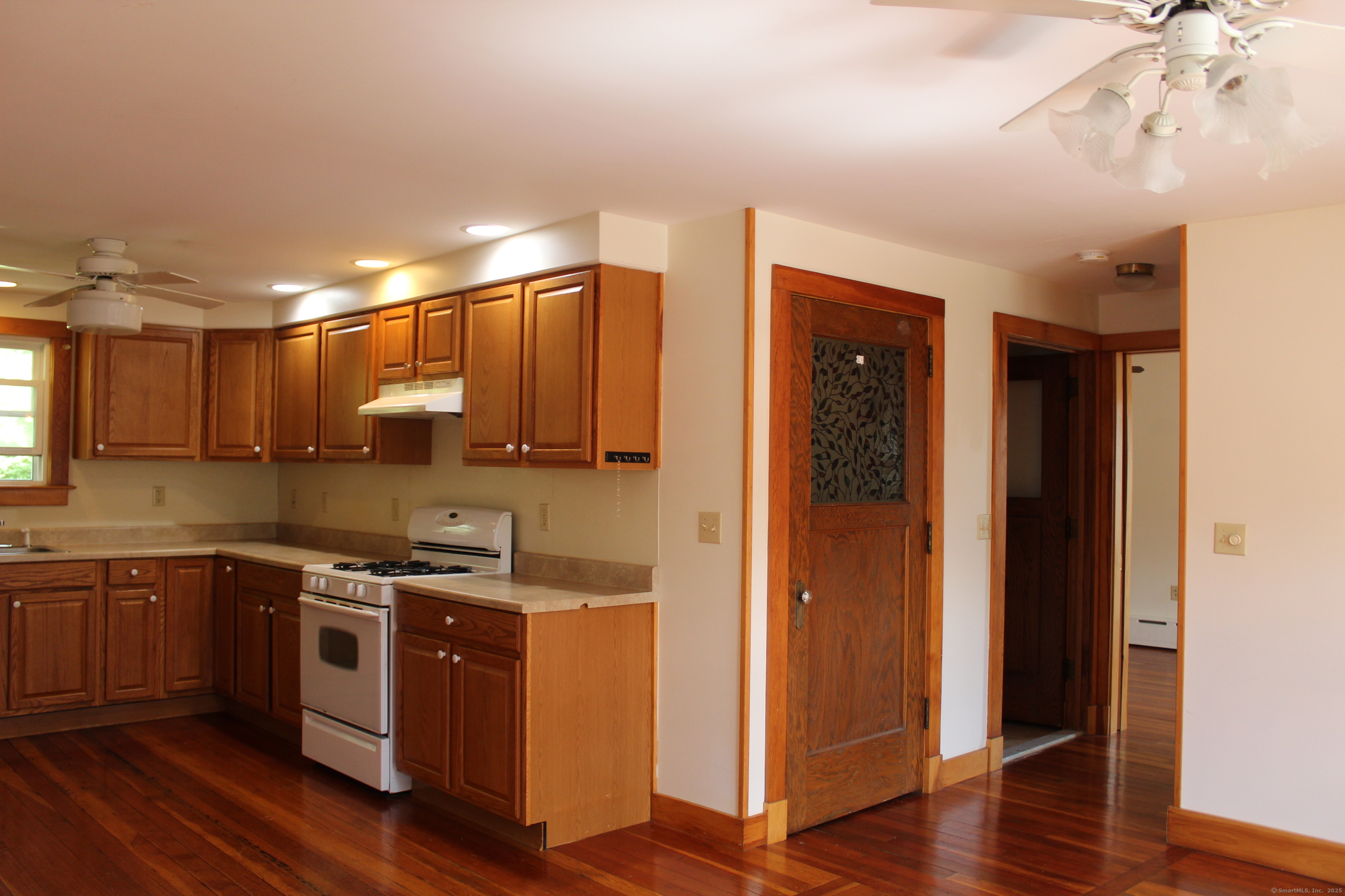 126 Chestnut Street Branford CT 06405