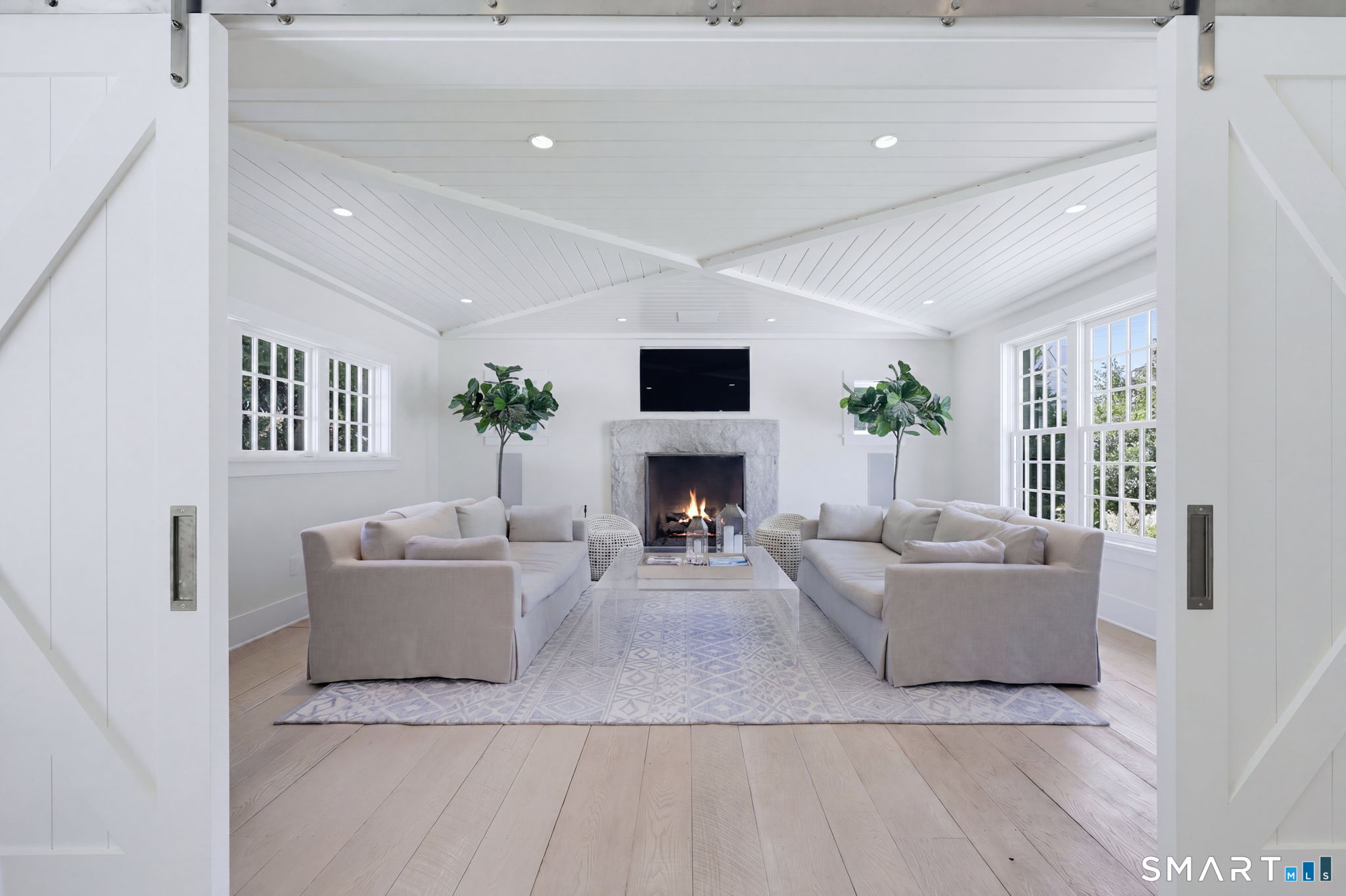 8 Rowayton Avenue Norwalk CT 06853